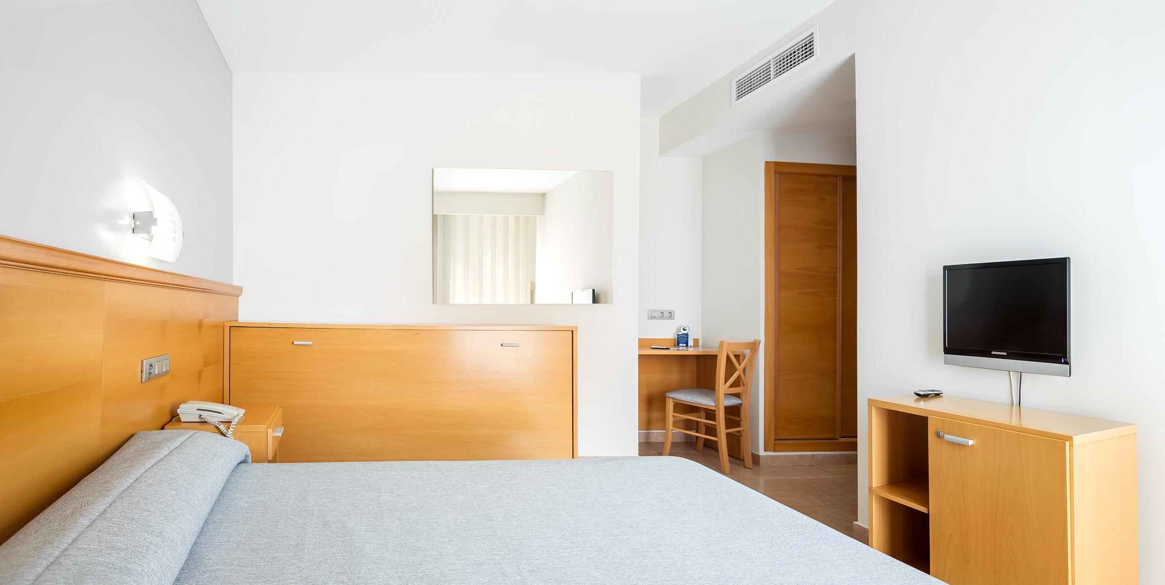 Hotel Rh Gijon & Spa Гандия Экстерьер фото