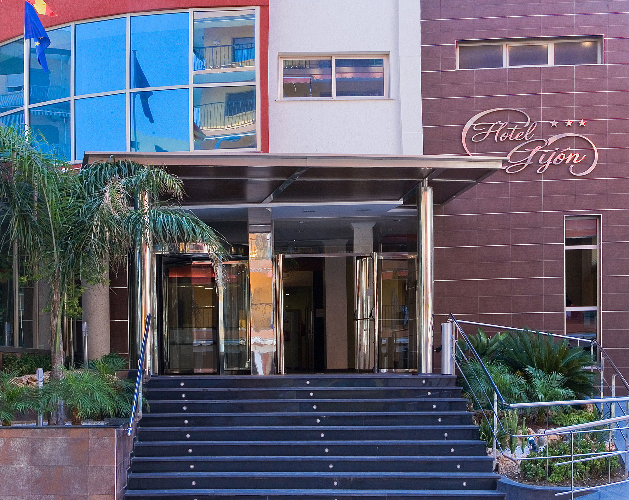 Hotel Rh Gijon & Spa Гандия Экстерьер фото